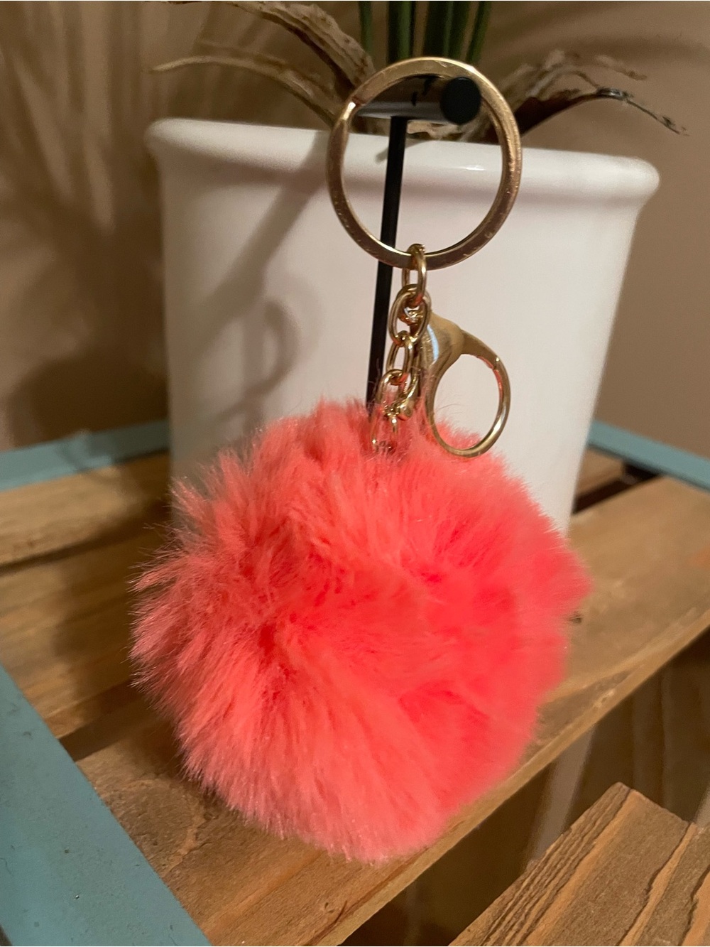 Faux Fur Pom Keychain & Bagcharn Charm. Dark pink